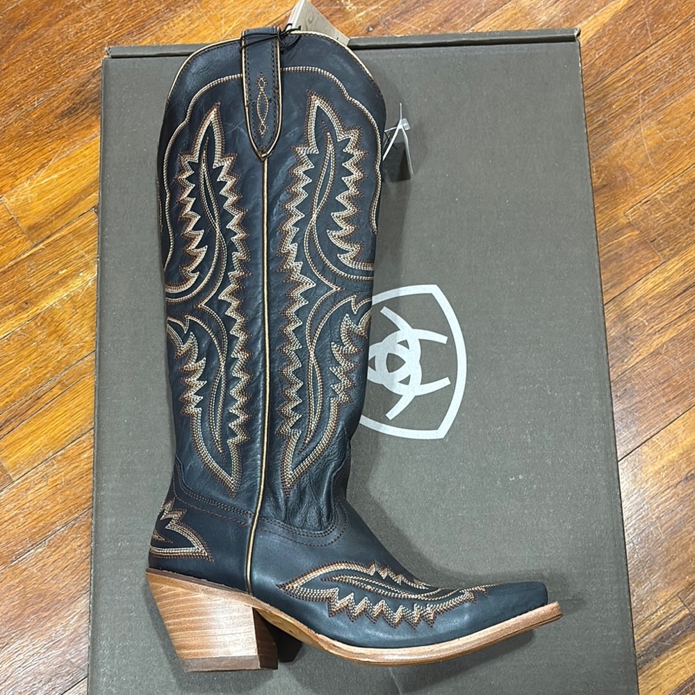 Ariat Women's Black and Brown Western Boots - Picture 1 of 2